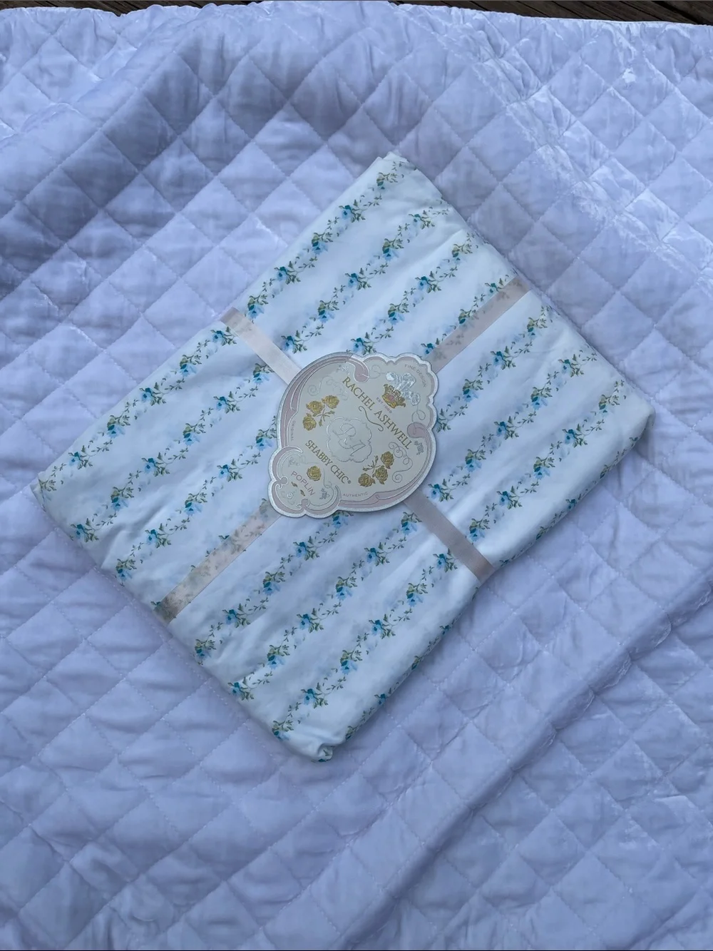 Rachel Ashwell, Shabby Chic, Blue Ditsy Trails Twin flat sheet 🩵